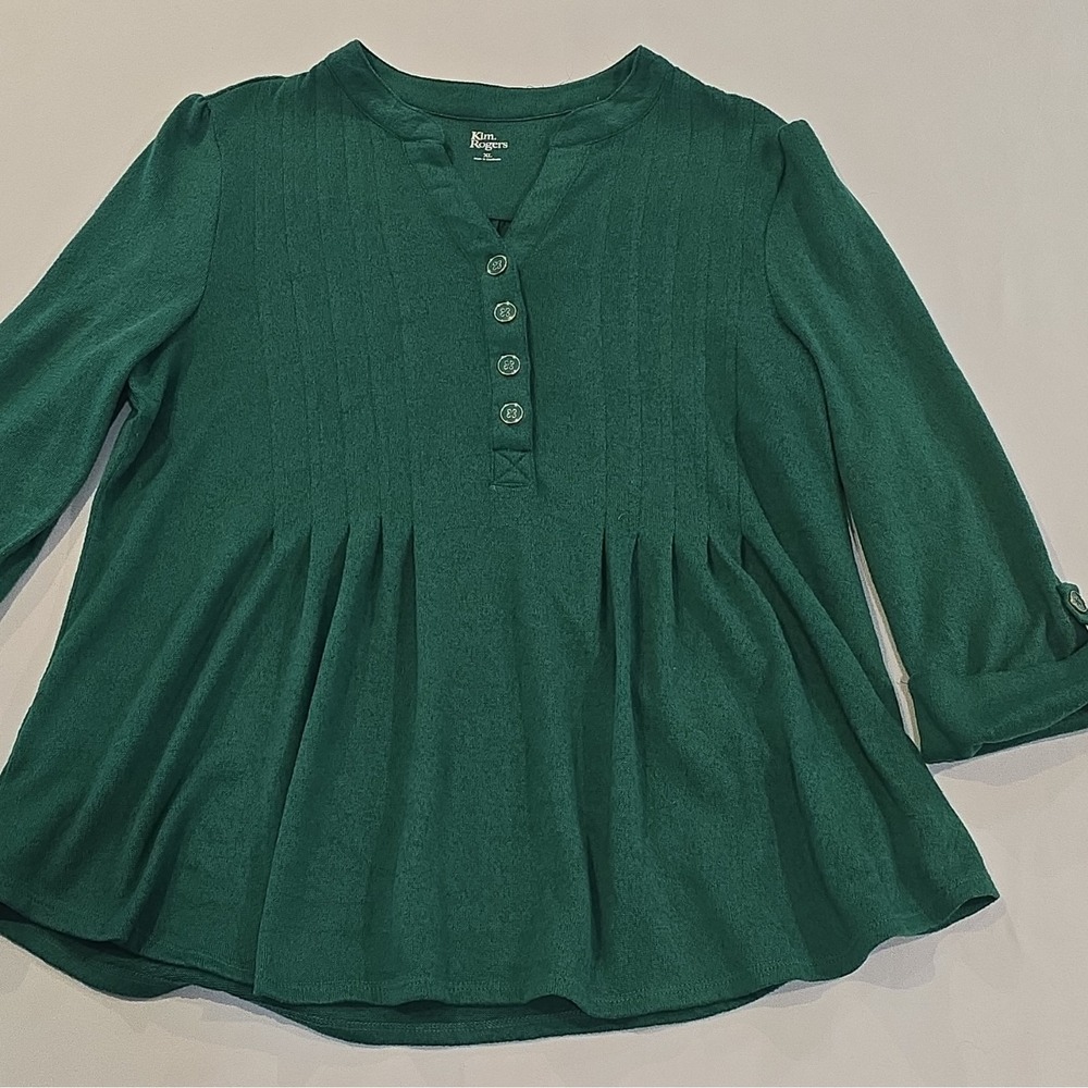 Kim Rogers Women's XL Green Solid V-Neck Pleated Button Front Knit Blouse